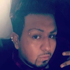 Meet your Posher, Alex